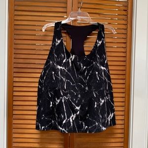 Old  Navy Top, Size 4X, Active Wear, Black and White with Built in Bra
